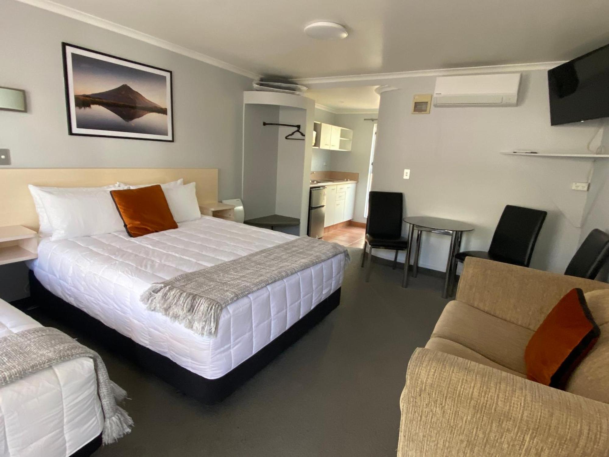 Lakeside Taupo Motel Exterior photo