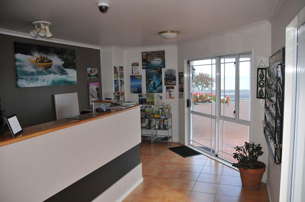 Lakeside Taupo Motel Exterior photo