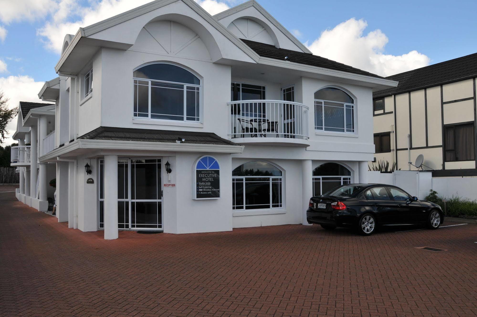 Lakeside Taupo Motel Exterior photo